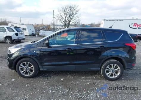 2019 Ford Escape Se из США, поврежденный, VIN 1FMCU0GD3KUC44212